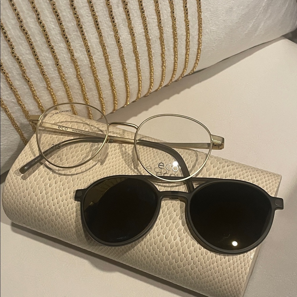 Eco Gold and Black Round Glasses